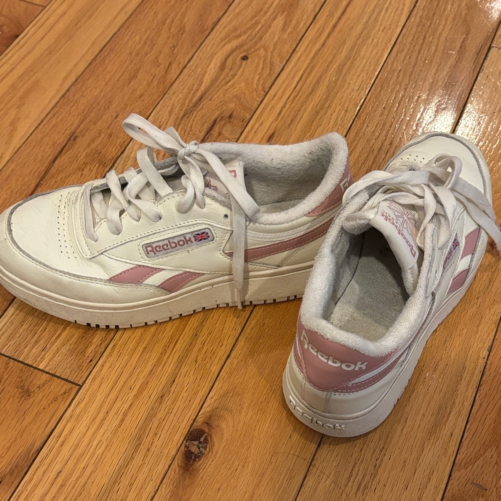 Reebok Sneakers - White and Pink